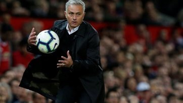 Фото: uefa.comПо словам 56-летнего специалиста, он не хочет тренировать свою будущую новую команду ради посредственных результатов. Он намерен выигрывать трофеи.
