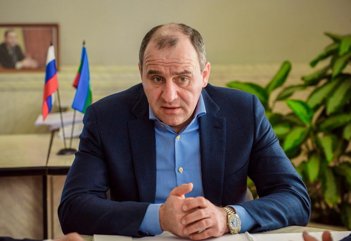 Рашид бориспиевич темрезов. Рашид темрезов кчр. Портрет президента кчр темрезова. Рашид темрезов кчр. Рашид бориспиевич (борисович) темре́зов.