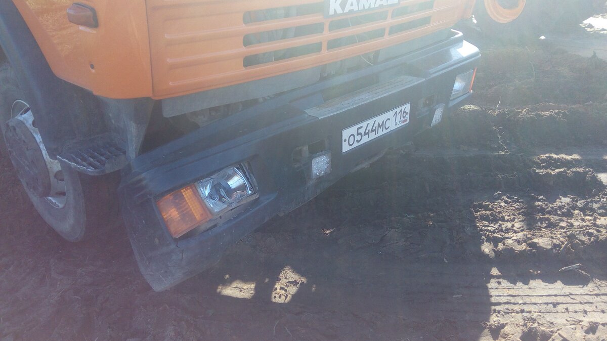 Стекло и корпус лопнули