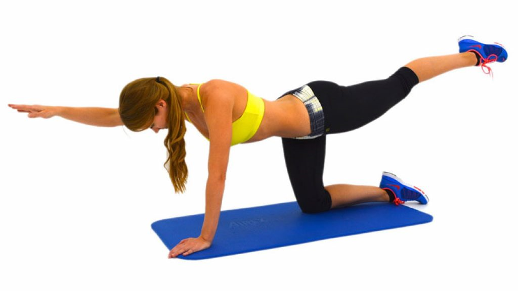 Head exercises. Упражнения для осанки. Упражнения для осанки спины. Тренировка на спину на выпрямление. Упражнения для ровной осанки.