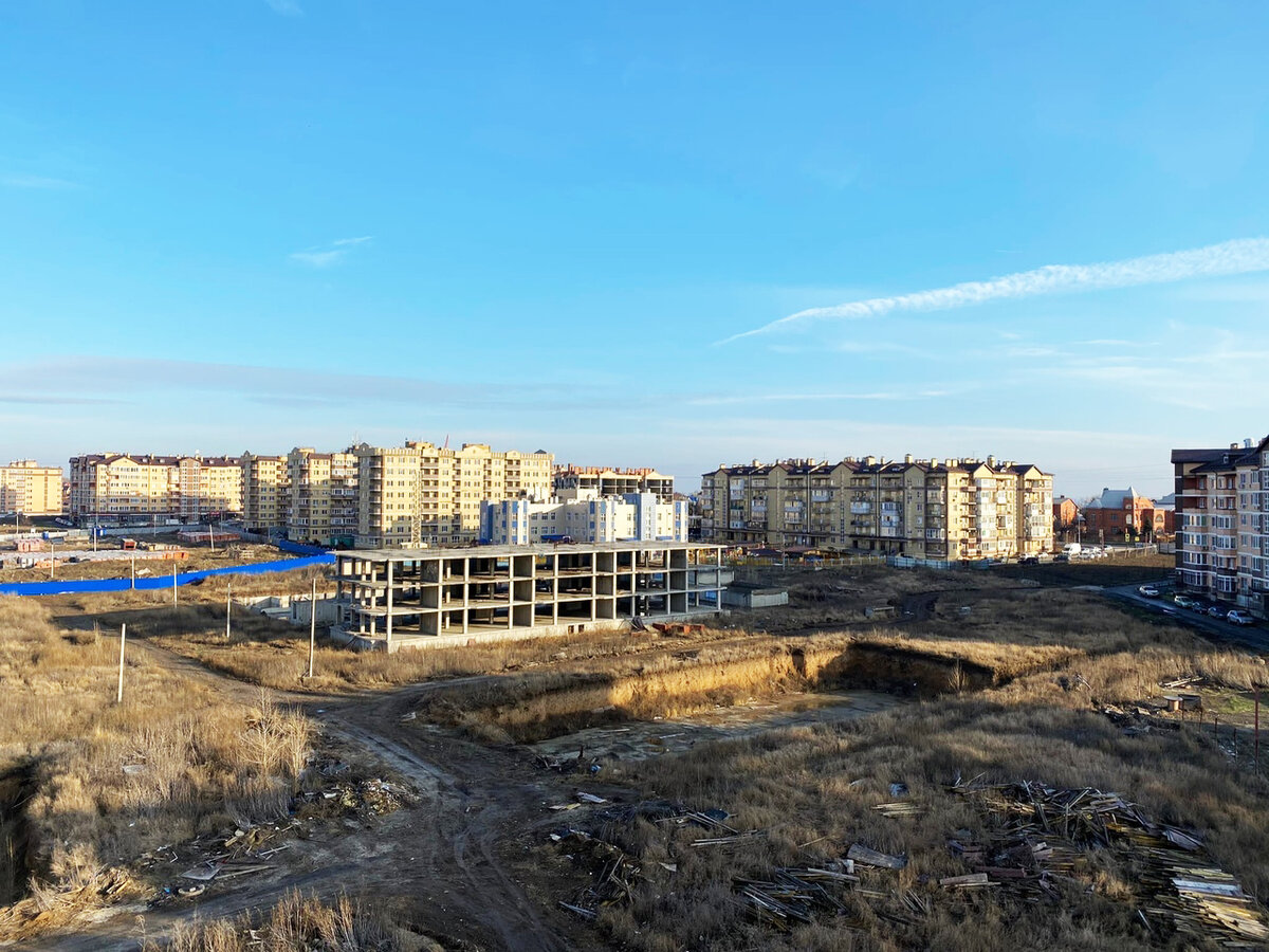 "Недострои" Вертолетного поля