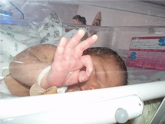 Жители Камадвинска кайфуют с рождения. По другому не выжить.