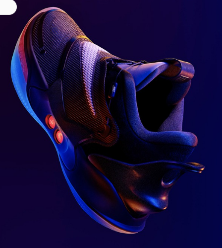 Nike Adapt 2.0 появятся в продаже 16 февраля. Стоимость первого поколения кроссовок составляла $350, цена новинки будет объявлена производителем позднее.