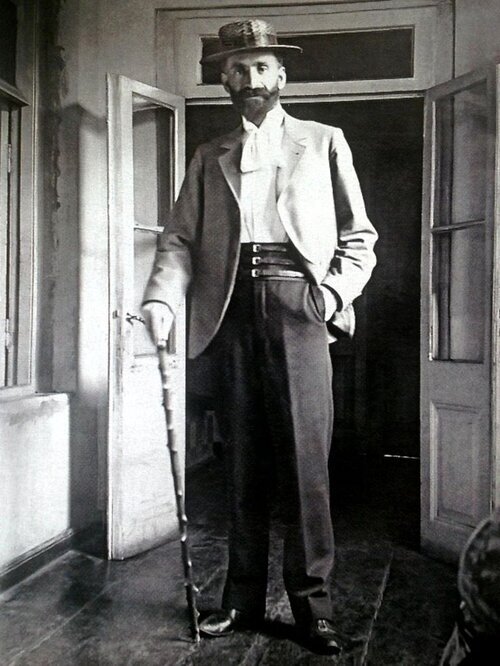 Ованес Туманян. Источник: yandex.ru