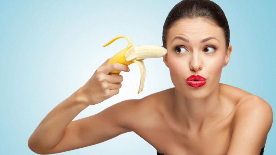 Всем хотя бы раз в жизни приходилось переносить боль разрыва, преодолевать грусть по завершённым отношениям и людям, пути с которыми разошлись. В обществе сложилось мнение, что необходимо оборвать всякие контакты с бывшим партнёром. Но некоторые люди сохраняют дружеские отношения с экс-любовниками, а иные даже продолжать вести с ними половую жизнь. Естественно, пока не найдут новую любовь. Подобная практика встречается обществом довольно враждебно. 

