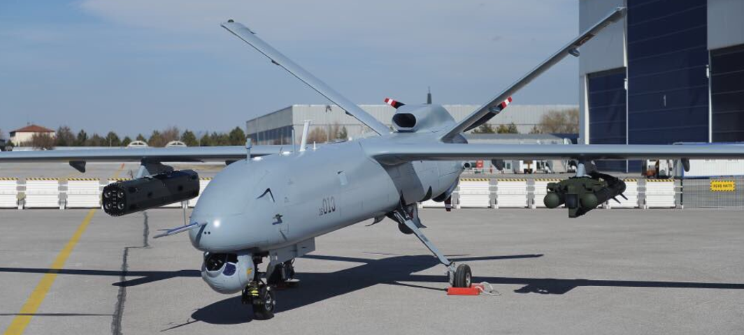 Это Anka-S на аэродроме в Турции.