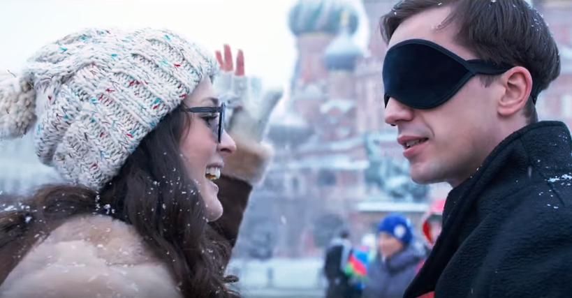 Саёра Сафари и Егор Корешков в фильме "Без границ". 