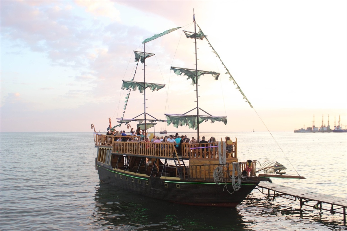 Бердянск нечем заманить туристаАвтор: О, Море