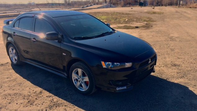 Mitsubishi Lancer X - фото 2