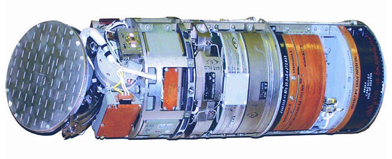 ГСН 9Б1348Э ракеты РВВ-АЕ. / Источник фото: Яндекс.Картинки