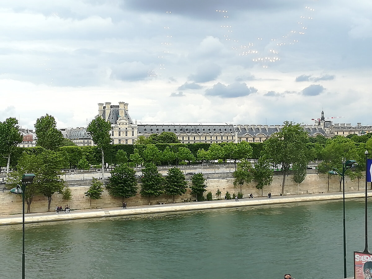 Лувр из окна Орсе