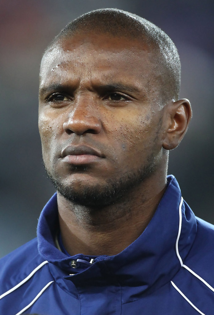 Абидаль. Эрик Абидаль. Abidal футболист. Эрик Абидаль футболист. Артур Абидаль футболист.