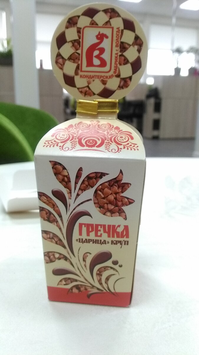 вкус у этого десерта не гречневый и не шоколадный, а просто... никакой