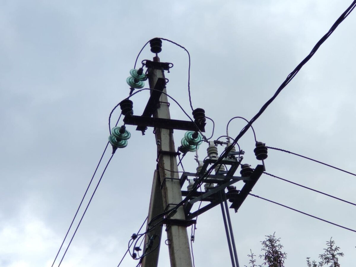 Переход с линии 10 кВ на трансформатор в СНТ "Рябина" массива "Рябово-Хутора"