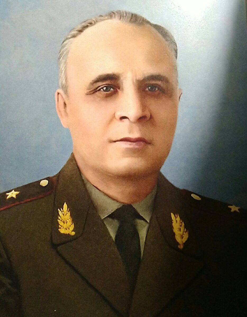 Анисимов Сергей Васильевич, девятый руководитель академии, из книги - Руководители ведущего учебного заведения Министерства внутренних дел.