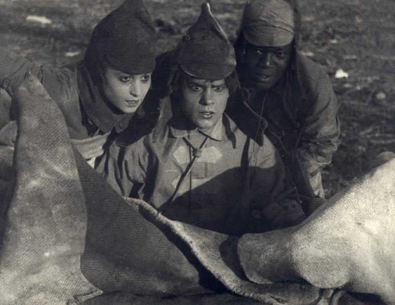 Кадр из фильма «Красные дьяволята» (1923)