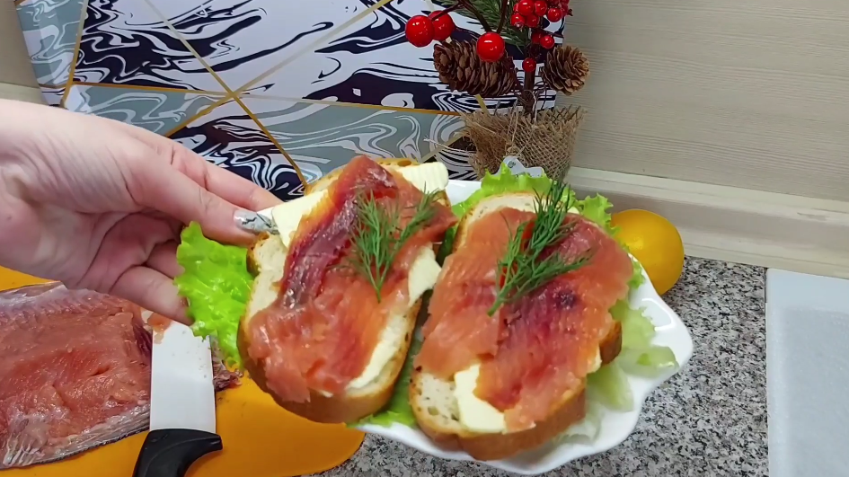 Бутерброды из соленой горбуши