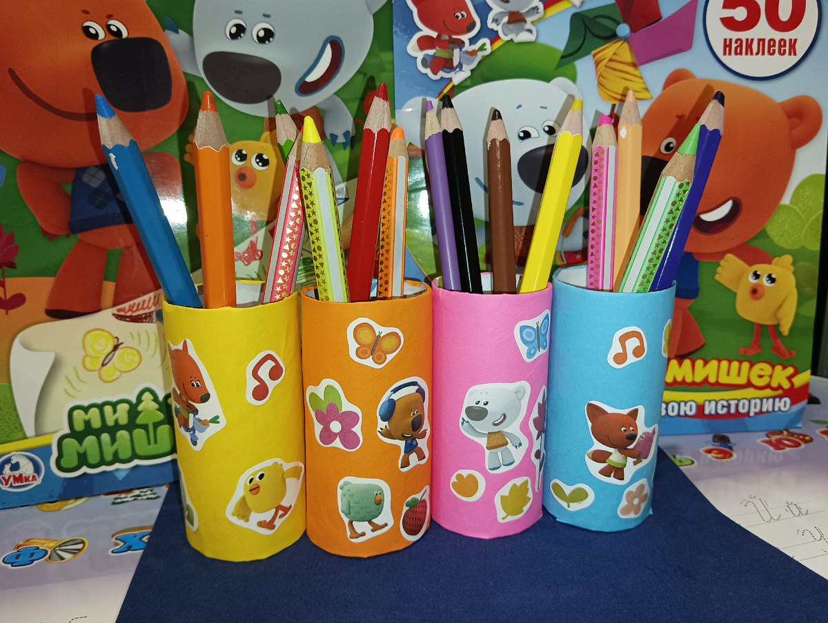 Карандашницы с наклейками Ми-Ми-Мишки