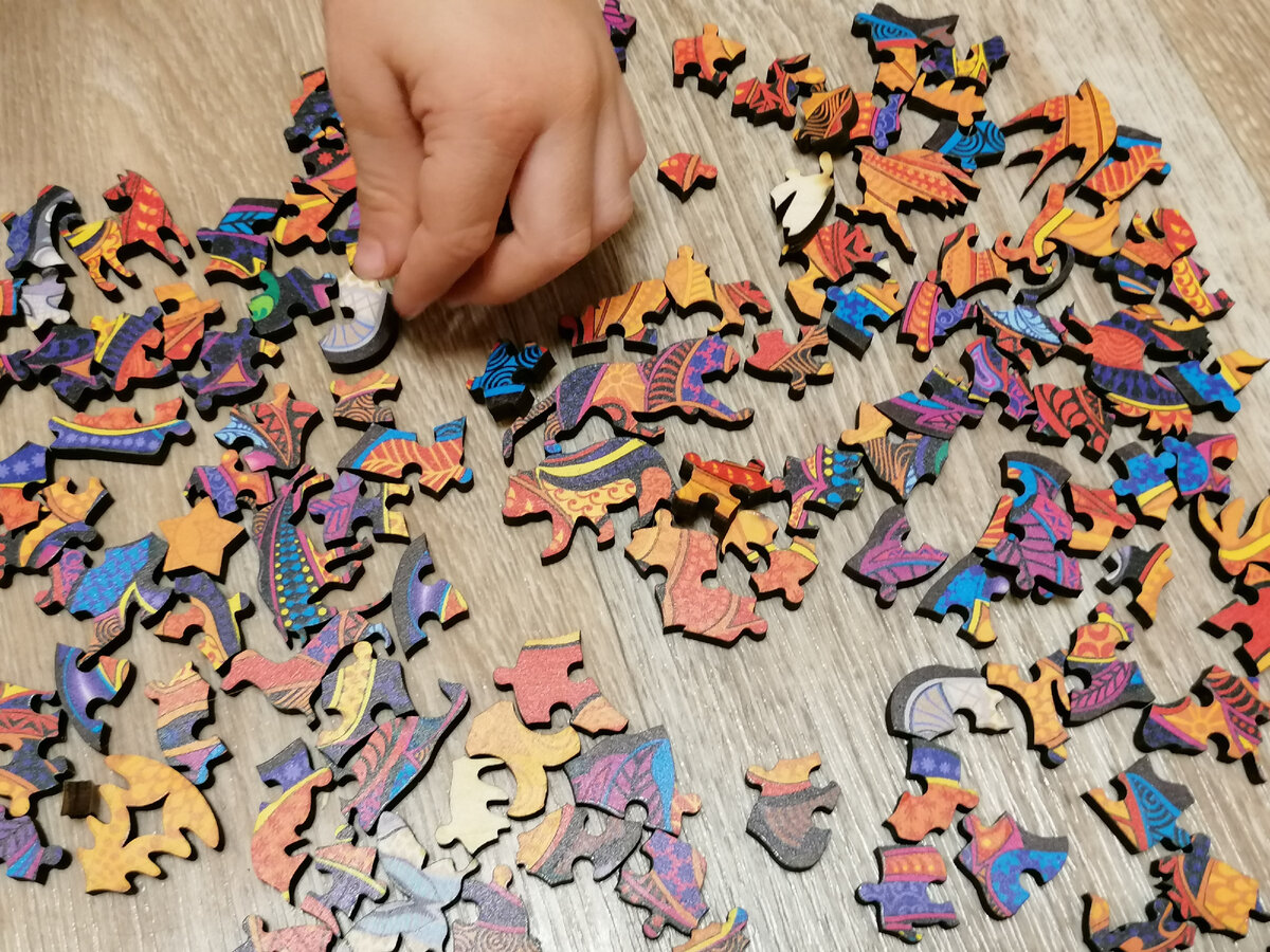 Таких малюсеньких деталюшек мы ещё не видели, конечно… 
