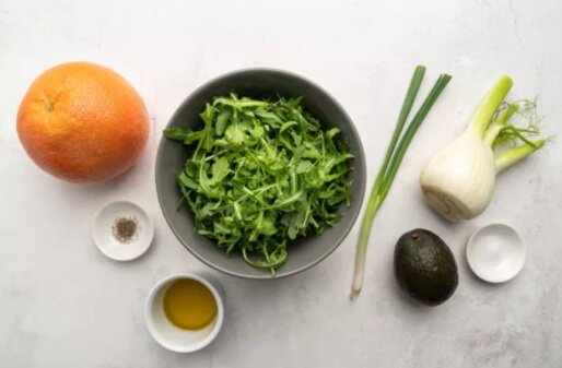 Мега-полезные ингредиенты для приготовления нашего чудо-салатика! Фото: thespruceeats.com
