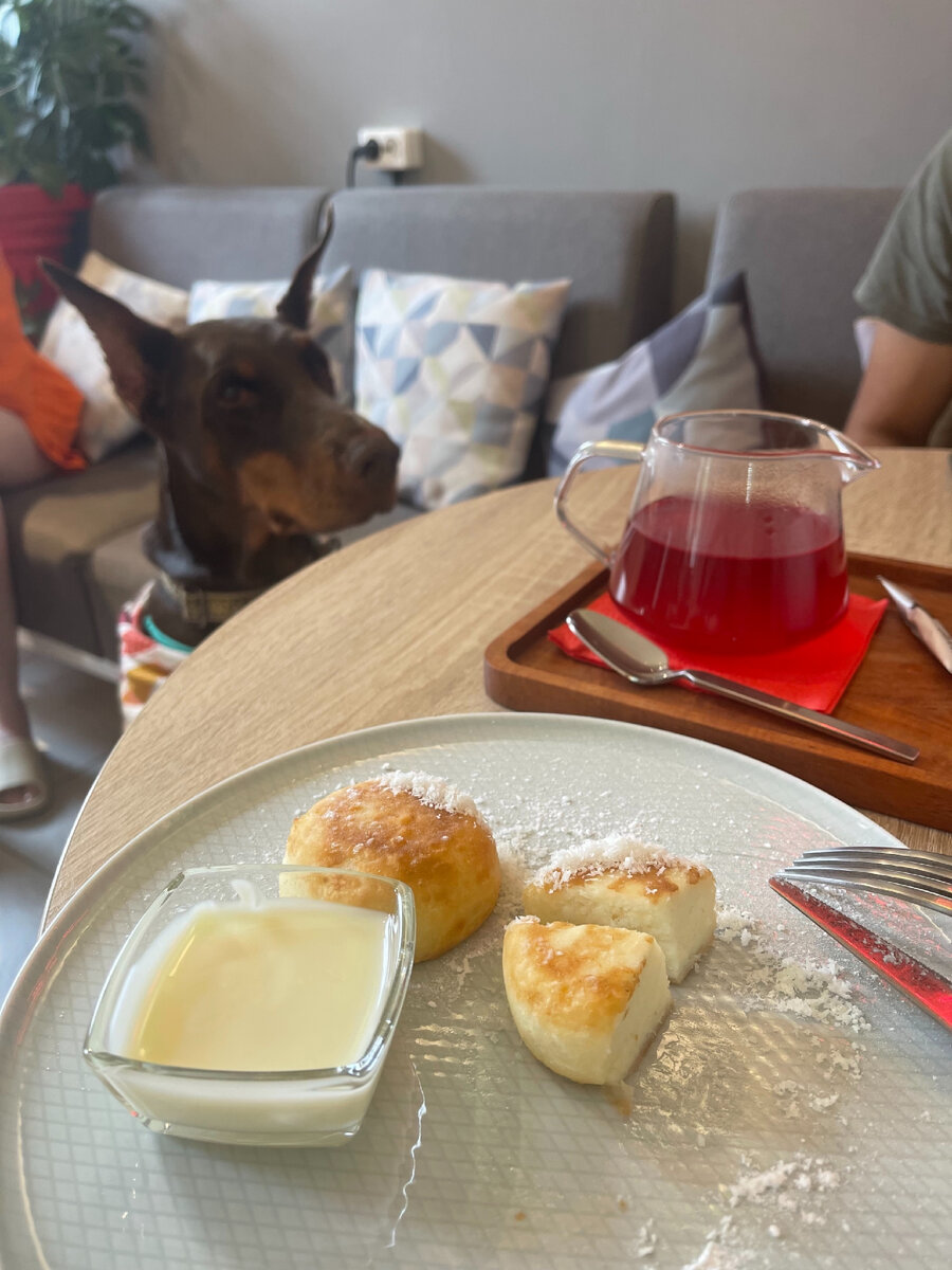 Red One Coffee. Уфа, ул. Чернышевского 104
