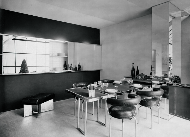 Гостиная в парижской квартире Перриан, 1928 год