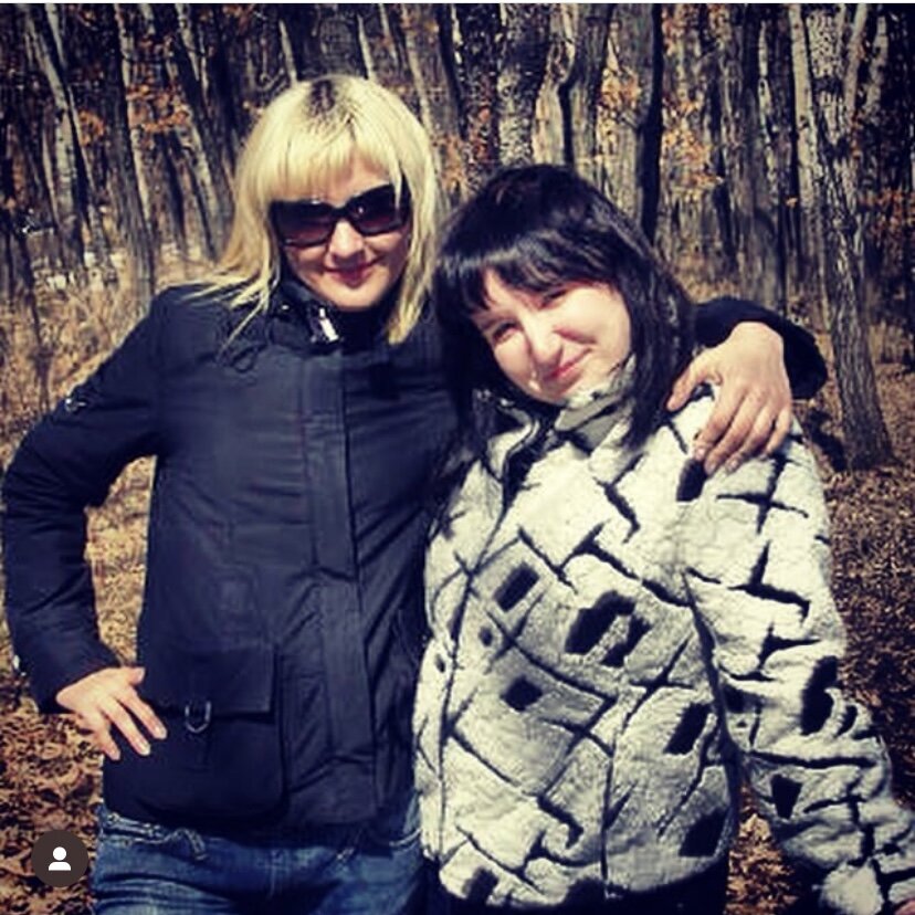 В институте я была брюнеткой