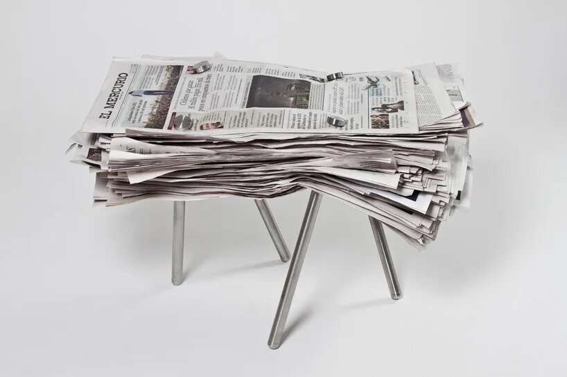Table paper. Арт объект из газет своими руками. Стул из купюр. Стул из батареек.