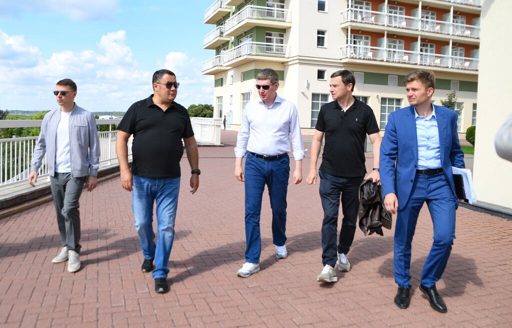 Игорь Руденя и Максим Решетников осмотрели ОЭЗ Завидово