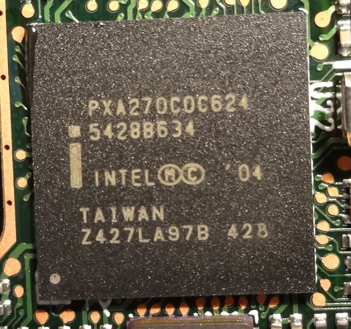 20 лет назад у Intel тоже были ARM-процессоры