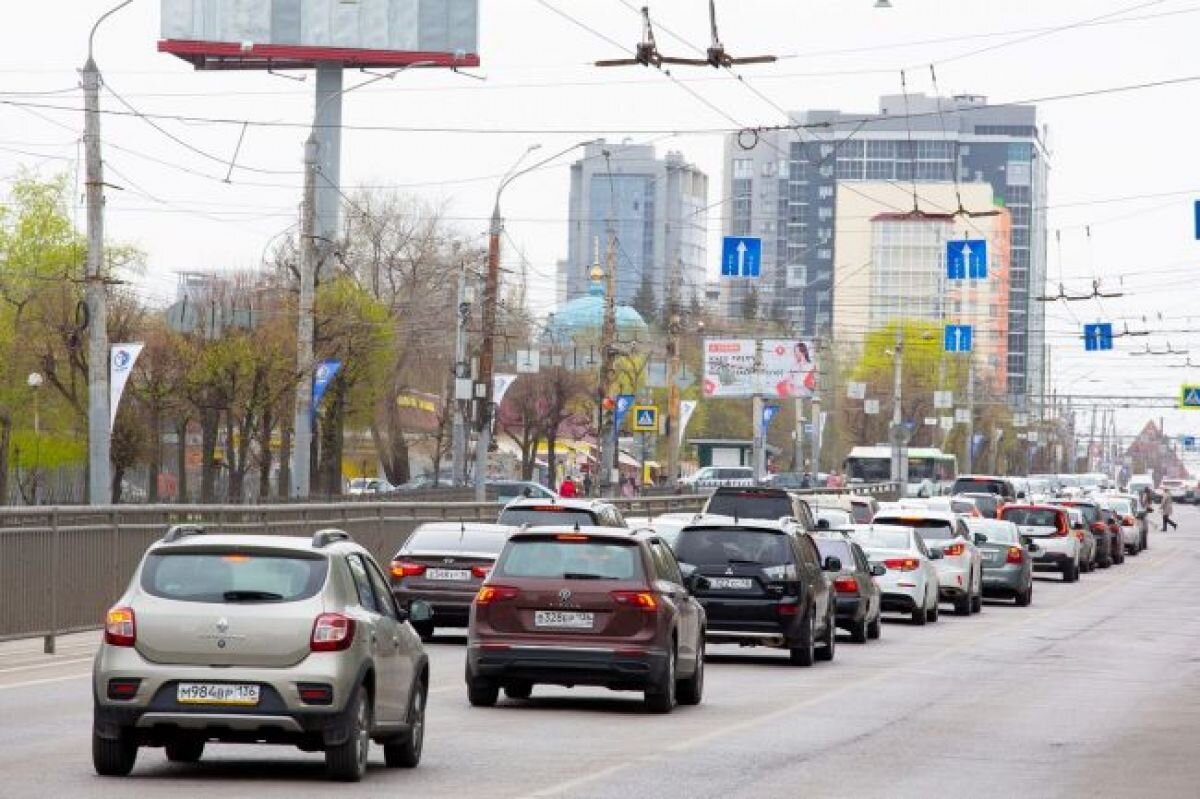 Воронежская мэрия за день подала 36 исков к московскому оператору наружной  рекламы | «Воронежские новости» | Дзен