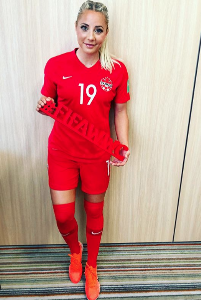 Фото взято с instagram.com/_adrianaleon_