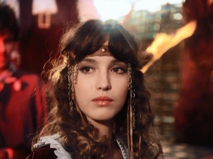 Анна Самохина в фильме "Узник замка Иф", в котором она снималась на момент спора. 