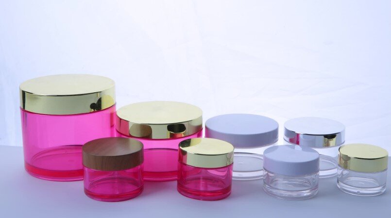 Упаковка для косметики из пластика