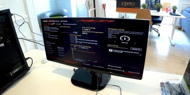 Экран настроек UEFI BIOS. Фото: Public domain / Pinterest