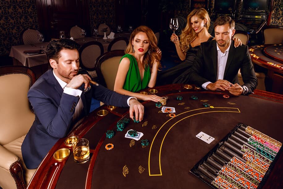 Казино шангрила, Ереван. Фотосессия в казино. Игральный стол в казино. Жизнь казино.