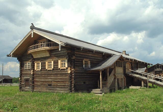 Парадное крыльцо