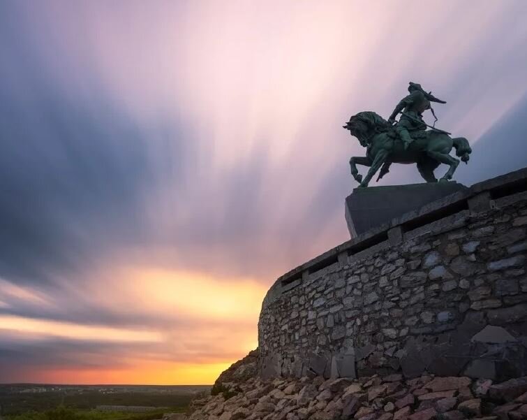 Памятник Салавату Юлаеву в Уфе.