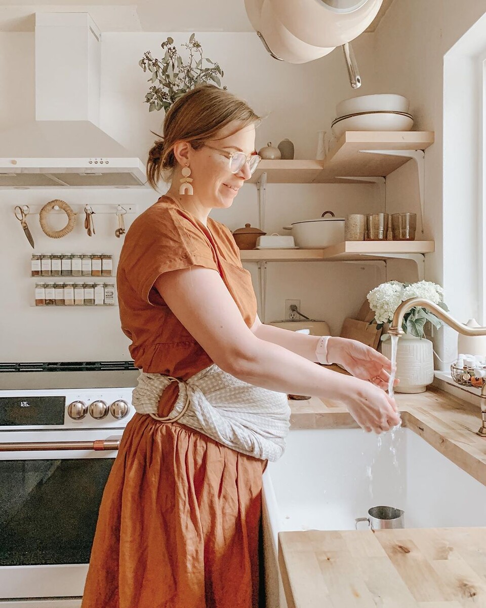 instagram.com/honeywild