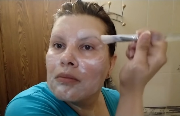 Надежность омолаживающего метода удивляет. Лицо становиться гладким.