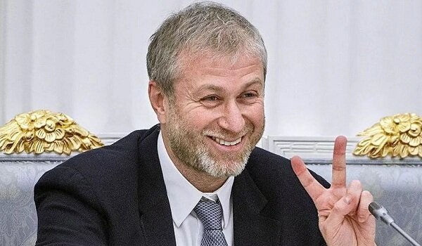 По мнению некоторых, введение ББД означает увеличение нагрузки на работающих, а конечными выгодоприобретателями будут самые богатые (Яндекс картинки)