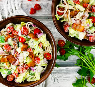 источник (https://poudre.ru/pp-retsepty-na-kazhdyj-den-s-foto-i-kalorijnostyu/) 