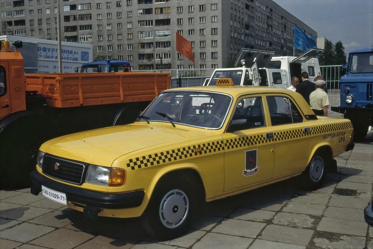 Ретро автомобили такси
