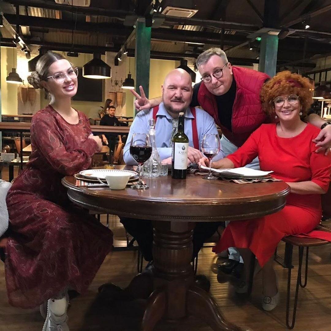 Виктория Боня, Дмитрий Быковский, Игорь Гаспарян и Елена Проклова на съёмках фильма. Фото: Instagram