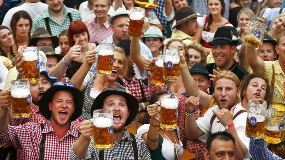 Октоберфест. Мюнхен. Источник фото: Яндекс. Картинки