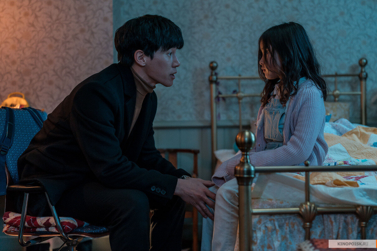 shot from "Intruder"/2020/Sohn Won-Pyung/ B. A. Entertainment/Источник - kinopoisk.ru