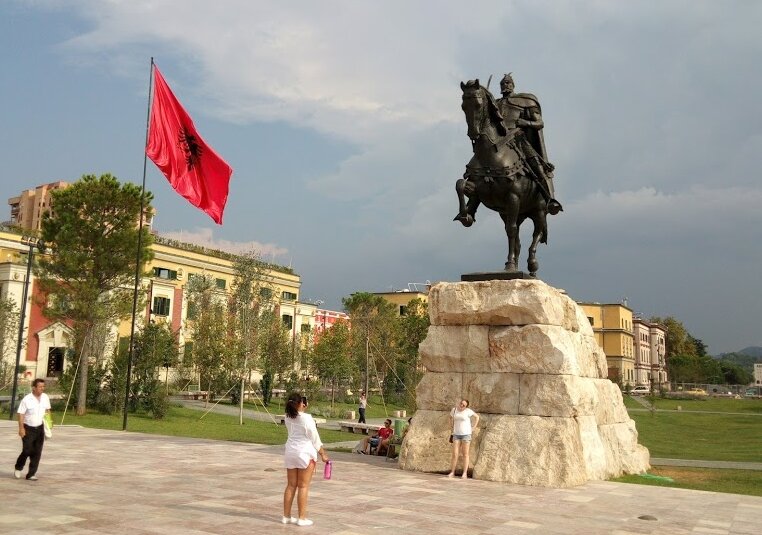 А это Тирана - Албания