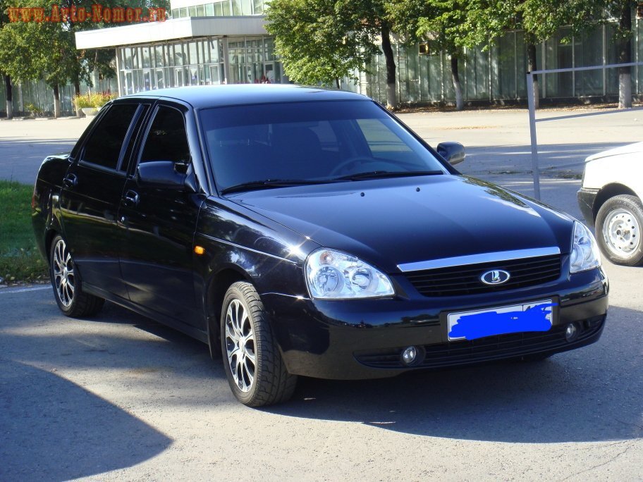 lada premier