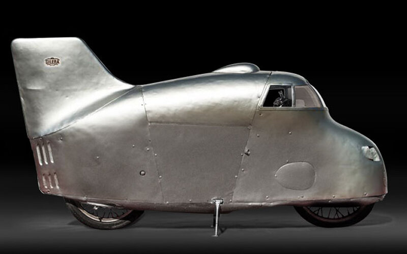 Мотоцикл, больше похожий на космический аппарат. Фото italianways.com