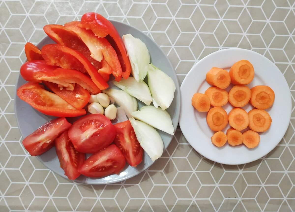 Нарезаем овощи таким образом